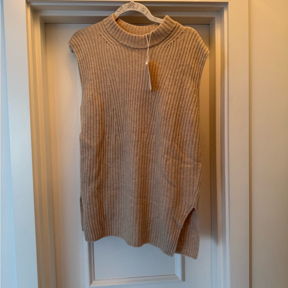 Sleeveless Ribbed Knit Sweater
